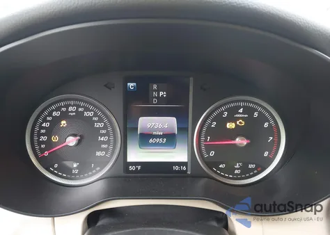 2017 Mercedes-Benz C 300 4Matic z USA, uszkodzony, nr VIN WDDWJ4KB5HF329028